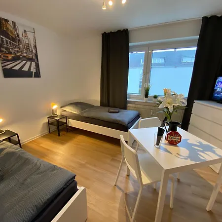 4-zimmer Fuer Monteure & Geschaeftsreisende شقة *