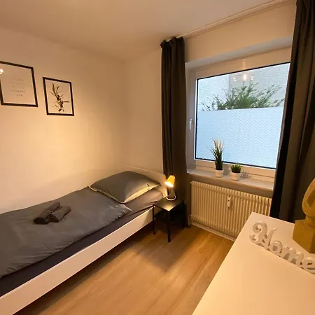 شقة 4-zimmer Fuer Monteure & Geschaeftsreisende