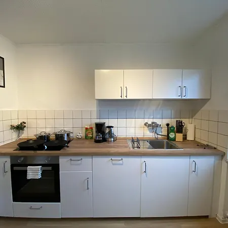 شقة 4-zimmer Fuer Monteure & Geschaeftsreisende رين